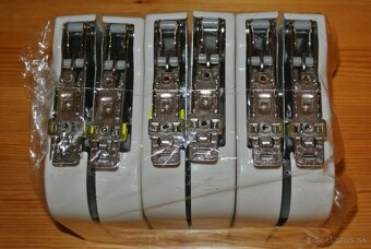 Pánty na kuchynskú linku + zdvihy FGV - 3