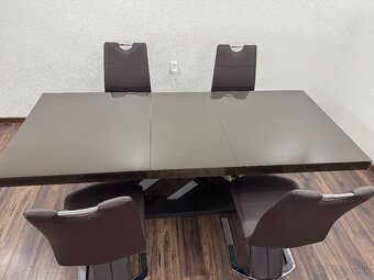 Veľký jedálenský stôl - 3