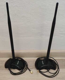 ✔️ D-Link Wifi  300MBps 802.11 bgn - 3