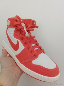 Jordan Ajko 1 orange and white EUR 45,5 - 3