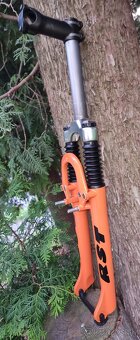 RST 381-R odpruzena vidlica 26" - 3
