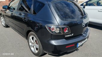 Mazda 3 - 3