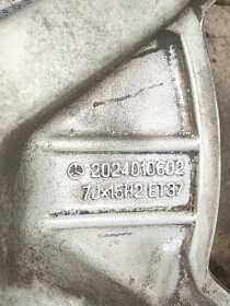 Mercedes C r.1995 - 3