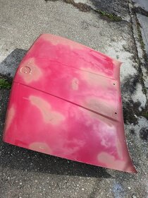 BMW E30 kapota a zadny narazník - 3