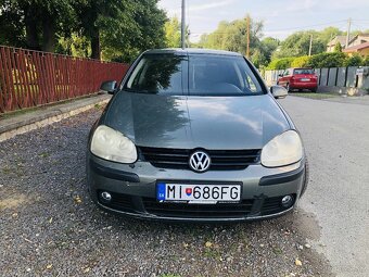 VW Golf 5 - 3