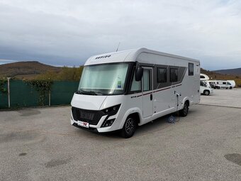 RAPIDO 8096df 4os 3,5T 180PS AUT Dvojitá podlaha - 3