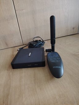 TESLA MediaBox X900 Pro - 3