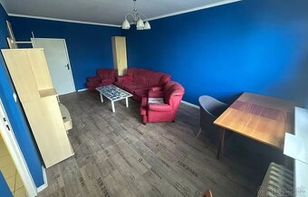 Svetlý, výborne riešený 2-izbový byt s loggiou v obľúbenej S - 3