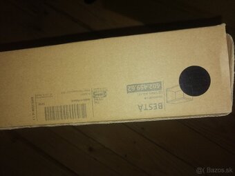 Ikea besta - vitrína 2x - 3