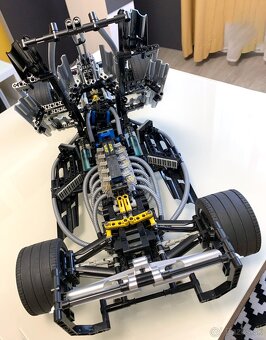 LEGO Technic 8458 Silver Champion (2000) - 3