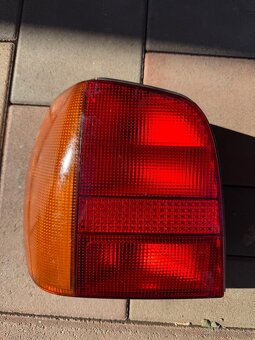 Zadné svetlá Volkswagen Polo 6N1 - 3