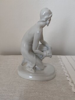 Zsolnay akt žena porcelánová soška - 3