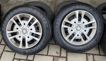 Toyota PRO ACE 5x108 7jx16 ET46 215 65 R17 letné - 3