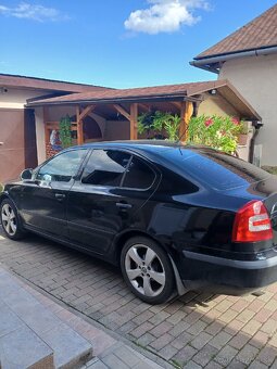 Škoda Octavia 2, 1.6 MPI - benzín + plyn - 3