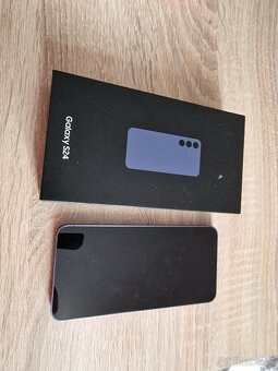 Samsung Galaxy S24 128GB FIALOVY - 3
