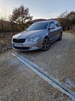 Škoda Superb 2 . 2.0 tdi - 3