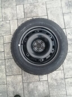 Zimné 185/60r15 - 3