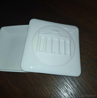 STARÁ ZNAČENÁ ŠPERKOVNICA - 3