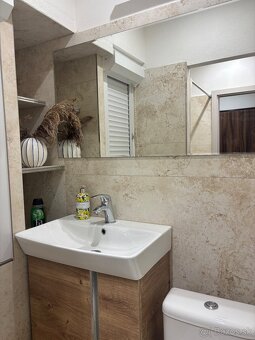 Jednoizbový byt v centre Levíc - 3