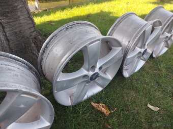 Elektróny Ford 5 +108,R17 predám - 3