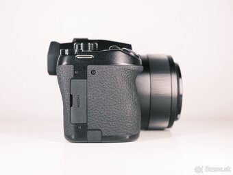 Panasonic Lumix DC-FZ1000 II - 3