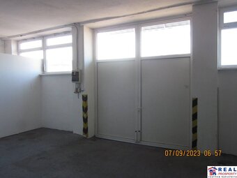 STROJNÍCKA: SKLAD č.4 - 228 m2,sociálne záz.,kanc.+spev. pl - 3