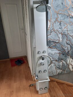 Masážny sprchový panel s šiestimi tryskami PHARO - 3