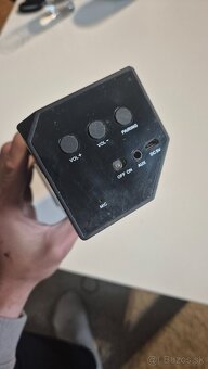 Predám prenosný Bluetoot reproduktor KitSound - 3