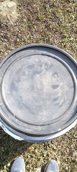 Predám certifikované UN sudy 120 l - 3