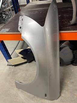 predne lave blatniky audi a6 c6 - 3