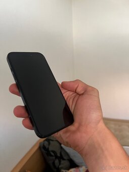 Iphone 15 - 3