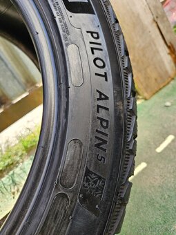 2 ks špičkové zimné pneu MICHELIN - 245/45 r18 100V - 3