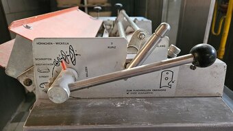 Rohlikovací stroj universum 50/70 - 3