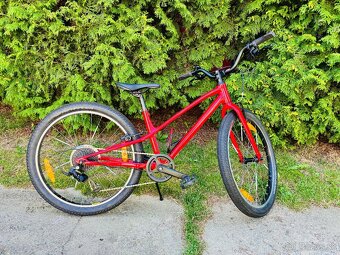 Specialized Jett 24 Gloss FLO RED / Black - 3