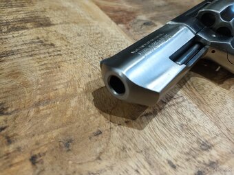 Ruger sp 101 3" .357 mag - 3
