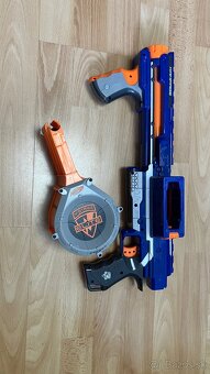 Predám veľký set originálnych Nerf - 3