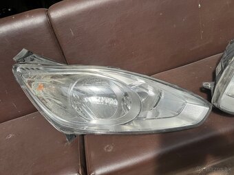Ford c max predne svetla - 3
