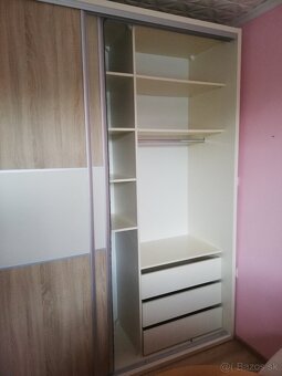 Šatniková skriňa - 3