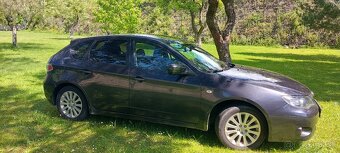 Predám SUBARU IMPREZA 2,0 COMFORT - 3