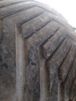 Claas lexion pneu 700/50-26,5 - 3