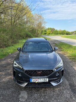 Cupra formentor 2.0 tsi 226kw Panoramá - 3