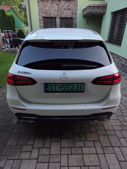 Mercedes B250e - 3