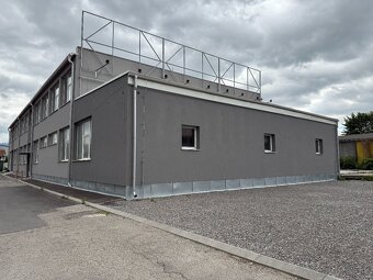Prenájom výrobných a administratívnych priestorov 1800m² - 3