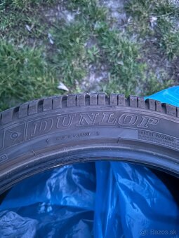 Zimné Dunlop 235/45-r19 - 3