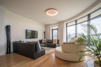 Prenájom 3 izbový byt 100 m2 + 35 m2 balkón, Zuckermandel - 3