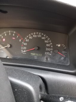 Predám: Corolla E12 (2003) - 3