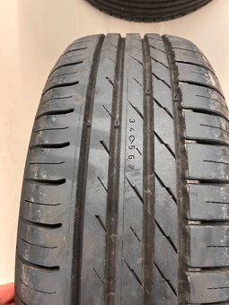 Nokian Waterproof 185/55 R15 - 3