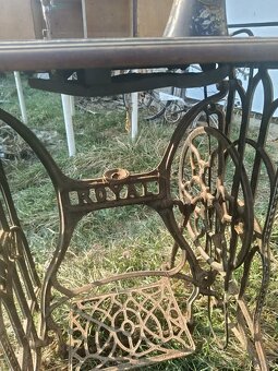 Šijací stroj Royal - 3