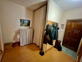 2 izbový veľkometrážny byt v Priekope, 2 balkóny - 3