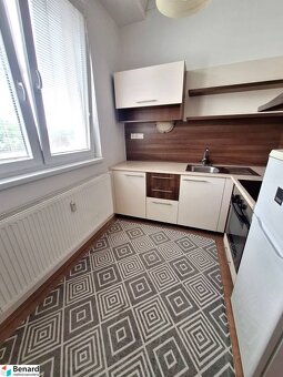 NOVINKA NA PREDAJ GARSÓNKA,24 M2,ŠIRŠIE CENTRUM MESTA PREŠOV - 3